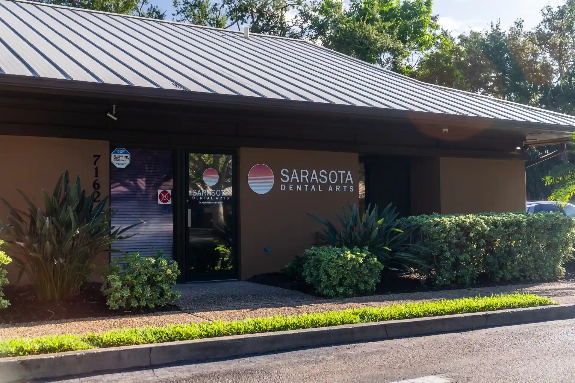 Map of Sarasota Dental Arts service areas including Sarasota, Palmer Ranch, Siesta Key, and Venice.